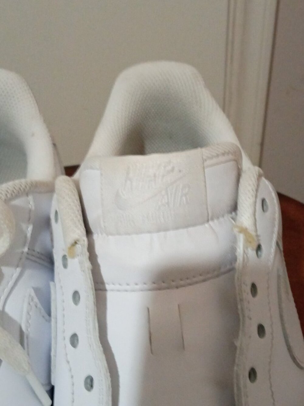 Nike Air Force 1 '07 Low Mens Size 10 White Athletic Shoes Sneakers CW2288-111 - Picture 6 of 14